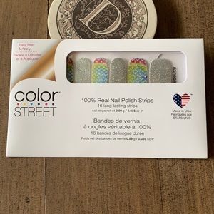 Color Street Eggs-travaganza